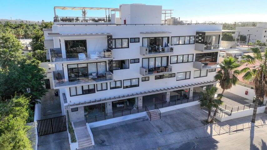 Los Cabos The Canyon Entre Piedras This 2-bed, 2.5-bath third floor condo at The Canyon offers stunning forever ocean – 121 Miguel Hidalgo, San Jose del Cabo, BS