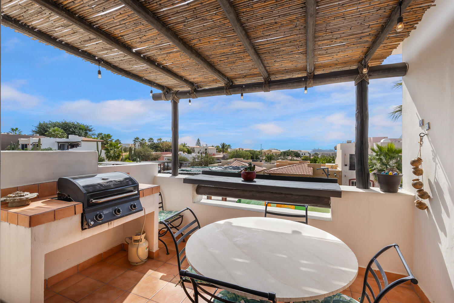 Los Cabos Camino Del Mar A unique opportunity to acquire a furnished home with 3 bedrooms, 2 and a ½ baths, 2 car garage, patio, and a rooftop with ocean, mountain and golf course for sale