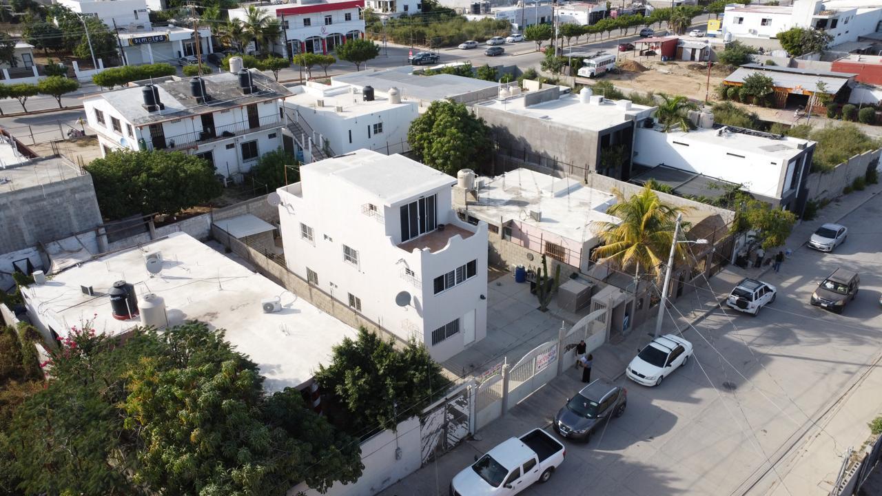 Los Cabos La Cima This House perfectly located in El Tezal Cabo San Lucas offer less than 5 minutes drive to El medano beach, costco, Soriana super market(24hrs) school, hospital walmart and many restaurants, with also ocean for sale