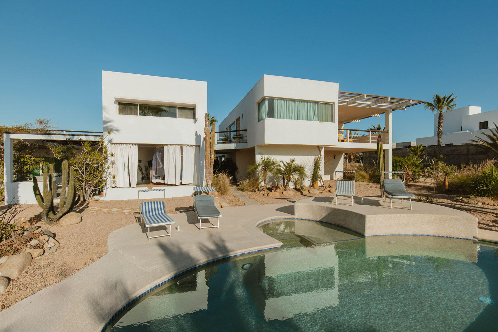 6 Colinas, Pacific, BS