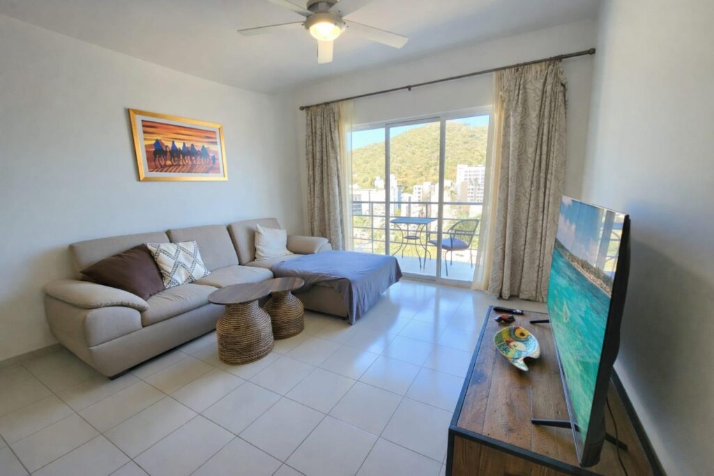 Los Cabos Vista Vela **Please read Private remarks.** Contingency!!Welcome to a great condo, very nice & has a couple unique features that other do not have. It is w/out a doubt one of the best 3 bdrm, 3 bath, units in all the Vista Velas developments!★The – Alvar 3Bed PH Exceptional Opp., Pacific, Pacific, BS