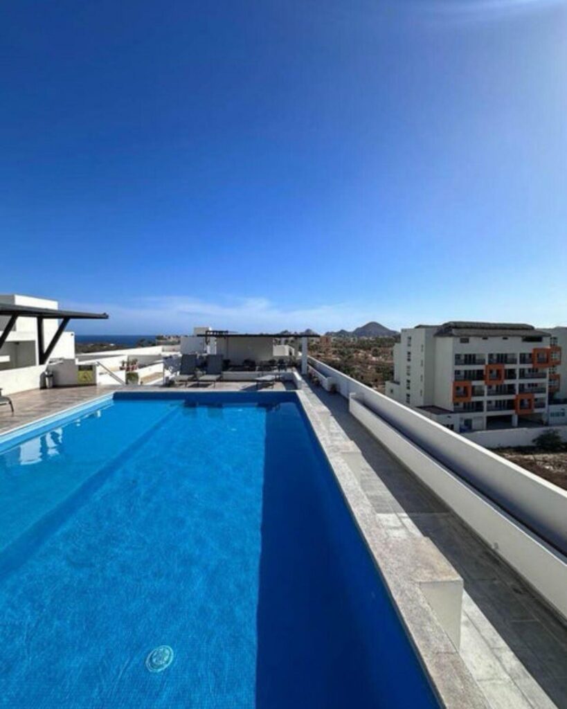 Los Cabos Vista Vela Sunset Penthouse fully furnished and turnkey, located in VistaVela Sunset. This PH features spacious interiors, an open-concept living and dining area, and a fully equipped kitchen with appliances included. The unit comes completely furnished, ready to move in or start generating rental income immediately.The highlight of the property is its oversized private rooftop terrace, offering ample space to design and create any concept you envision -- from a lounge area, outdoor kitchen, jacuzzi, or entertainment space. Ideal for those looking to customize their outdoor living experience and maximize the Cabo lifestyle.Amenities:6 swimming poolsFully equipped fitness centerClubhousePadel and pickleball courtsLandscaped gardens and green areasPutting green24/7 gated security – Bahia 505 Sunrise 5to Nivel, Cabo Corridor, BS