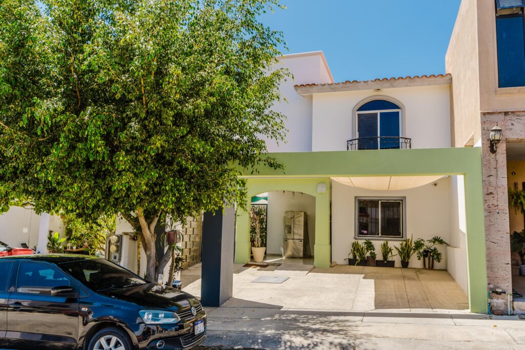 Ballena De Bryde, San Jose del Cabo, BS | Los Cabos For Sale