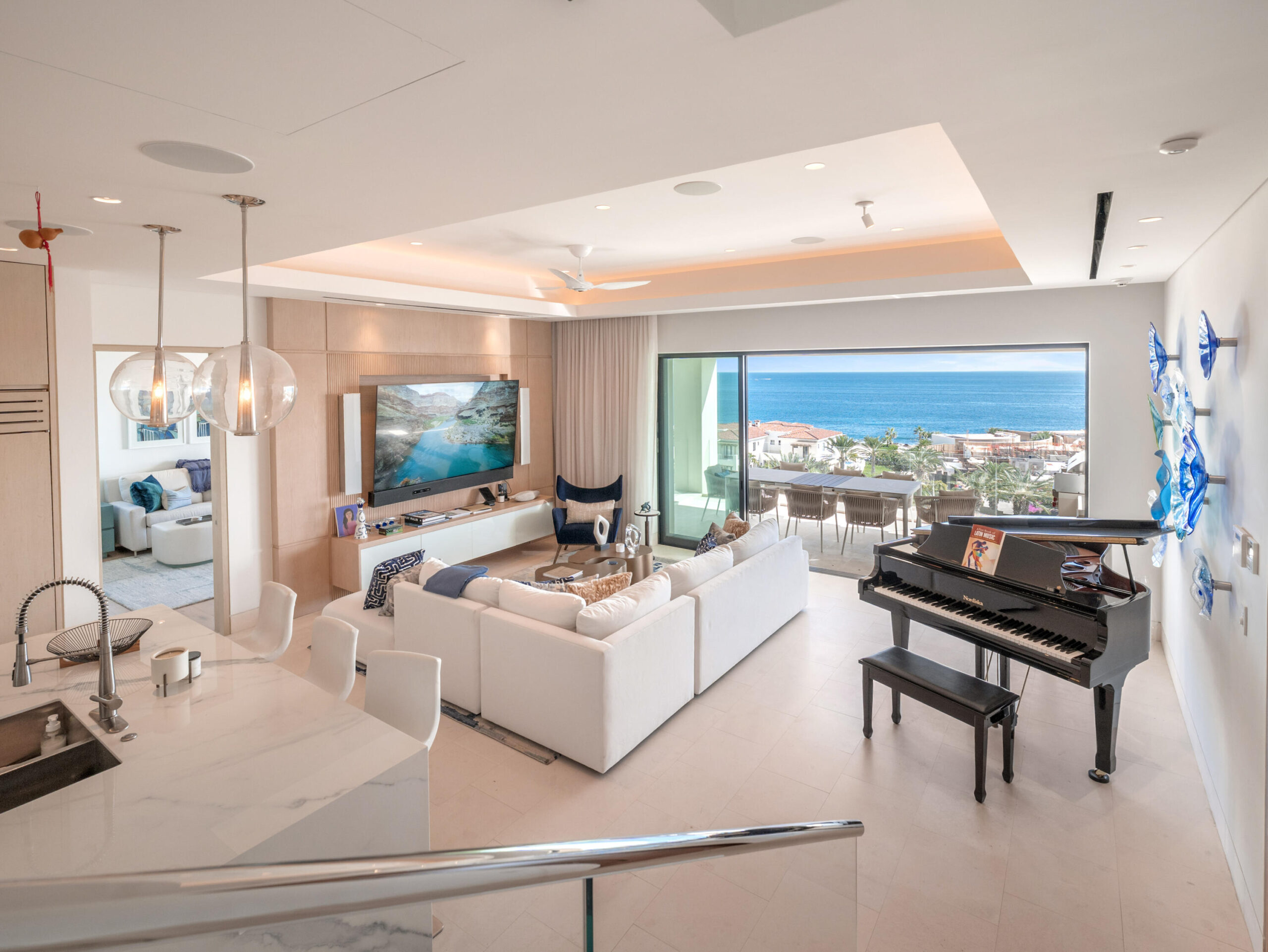 Bungalow, Cabo Corridor, BS