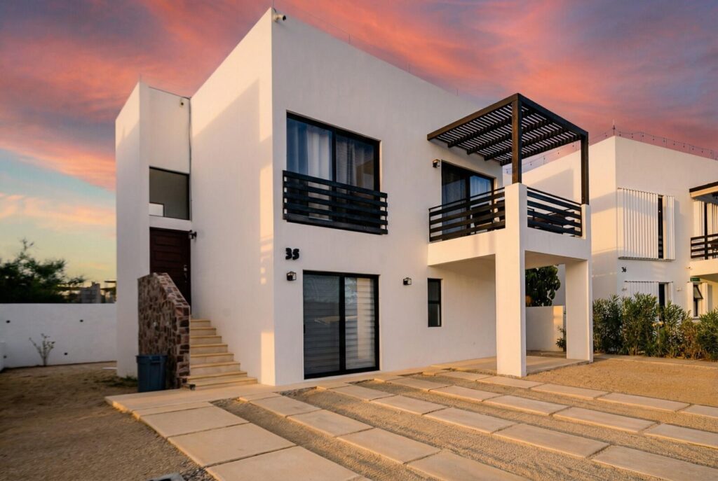 Los Cabos Camino Del Mar Be part of the lifestyle incomparable and comfortable living at CAMINO DEL MAR. Localized in the best area of the Tezal neighborhood with paved and illuminated streets, Short distance to the know Del Mar International School and walking distance to the community, Golf course and 5 minutes to the medano beach. Great amenities !! Beautiful swImming common pool, kids park, Gym, dog park. Ready to be part of this magnificent community, and your dream home. 85% SOLD, take this opportunity ! We are in the last phase of this cozy and safe gated development. STATING PRICES AT – Calle cacto M6 L2, San Jose Corridor, BS