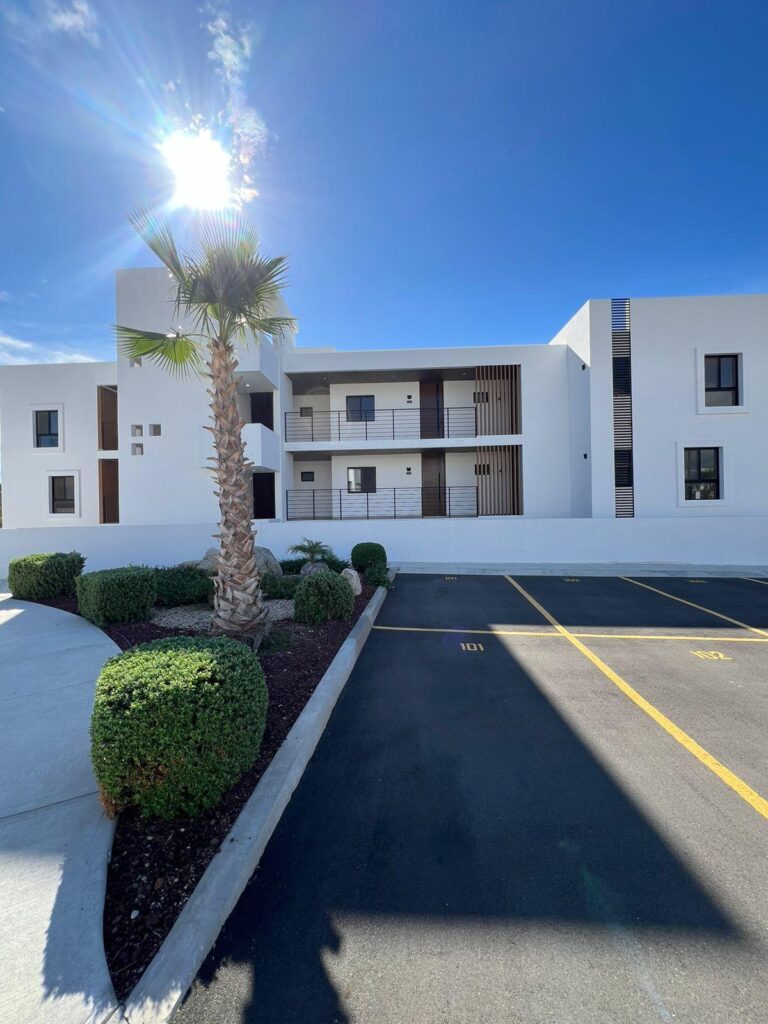 Los Cabos Mistiq Los Cabos 3-Bedroom Residence with Iconic Arch – calle Isla Natividad, Cabo Corridor, BS