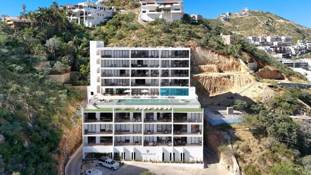 Los Cabos Three Point Tower Experience elevated living in this one-of-a-kind turnkey penthouse in downtown Cabo--only 3 penthouse condos in the building. Fully furnished 2BD/2.5BA with designer finishes, two oversized closets, and two secured garage spots behind a mechanic gate and secured entry door. Built in 2023, this stylish retreat offers peace of mind and comfort. Enjoy panoramic bay and city – callejon de las pilas, Cabo San Lucas, BS