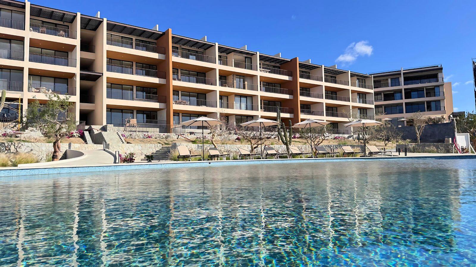 Los Cabos El Tezal E;General This luxurious apartment at Lucca Tower, Cabo San Lucas, offers spectacular for sale