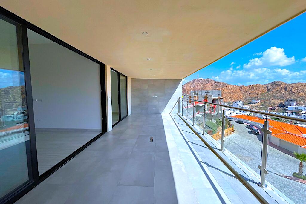 Los Cabos Pedregal Plaza Rare opportunity in Pedregal next to the Marina! This cozy, nicely furnished 3rd floor 2 BEDROOM 2 Bath condo at Plaza San Lucas overlooks the pool and patio area with for sale