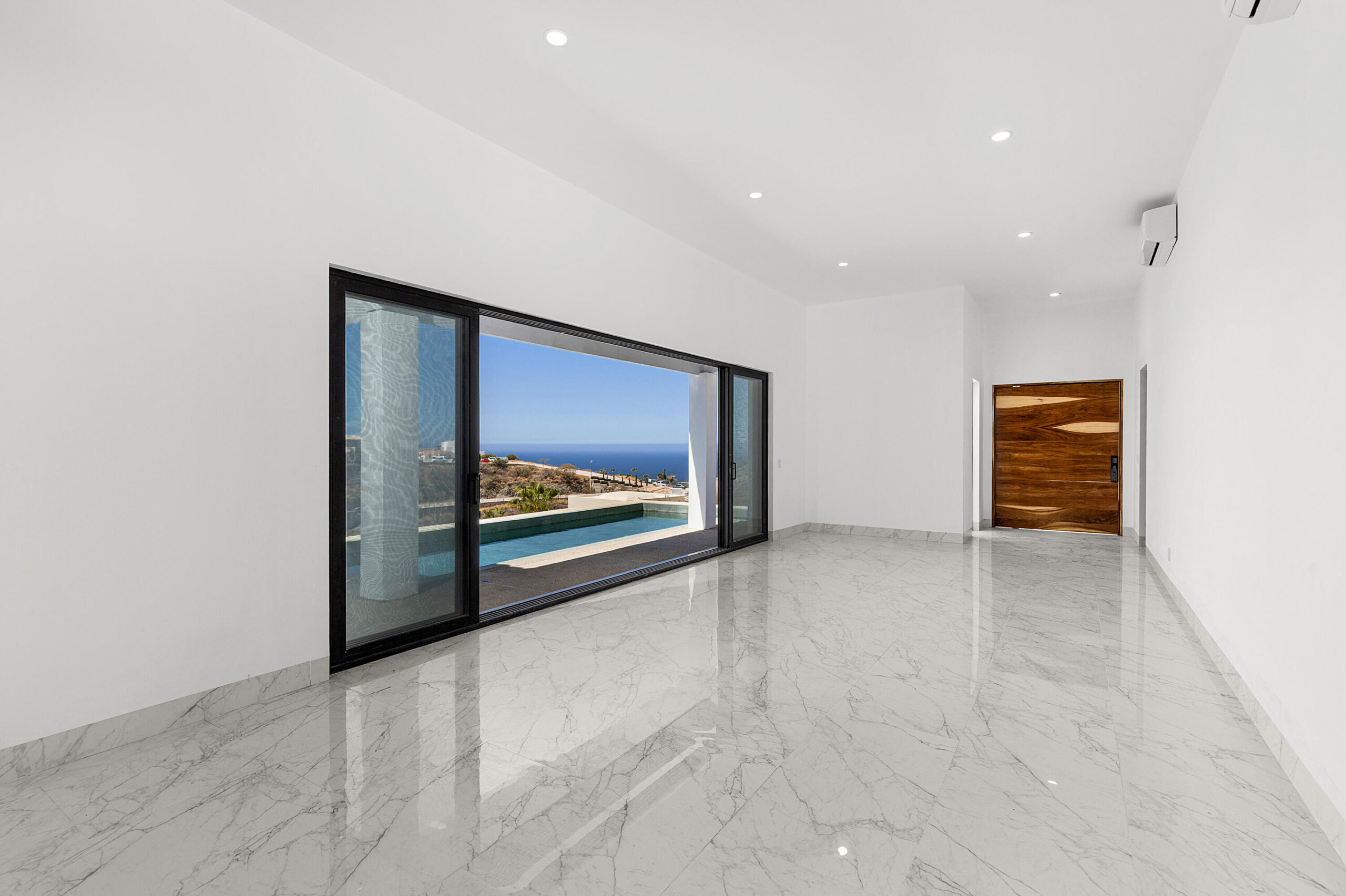 Los Cabos Residencial La Jolla Casa Devine is a luxurious, turnkey, fully-furnished, for sale