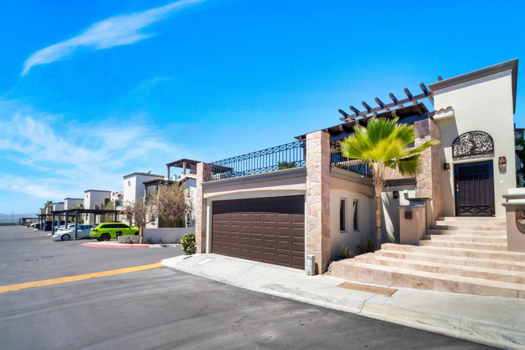 Los Cabos Villas Del Mar Casita 22 is a masterpiece of scenic living, offering breathtaking, unobstructed – Casa 54 Los Cangrejos, Cabo Corridor, BS