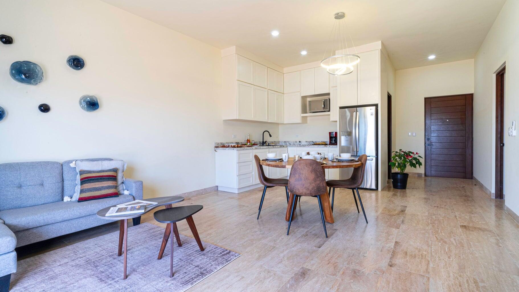 Los Cabos Palmilla Dunes Within Palmilla, one of Cabo´s most prestigious communities, this turn key penthouse with a private rooftop offers beautiful for sale