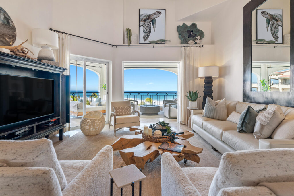 & GARAGE 9 Paseo Malecon San Jose, San Jose del Cabo, BS | Los Cabos For Sale