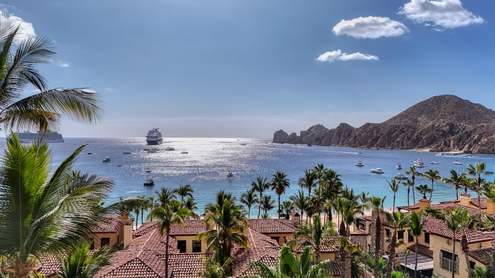Los Cabos Hacienda Csl Located within the exclusive Hacienda Beach Club & Private Residences on the shores of Medano Beach, this stunning residence features 3 spacious en-suite bedrooms and offers breathtaking – Hacienda Beach Club, Cabo San Lucas, Cabo San Lucas, BS