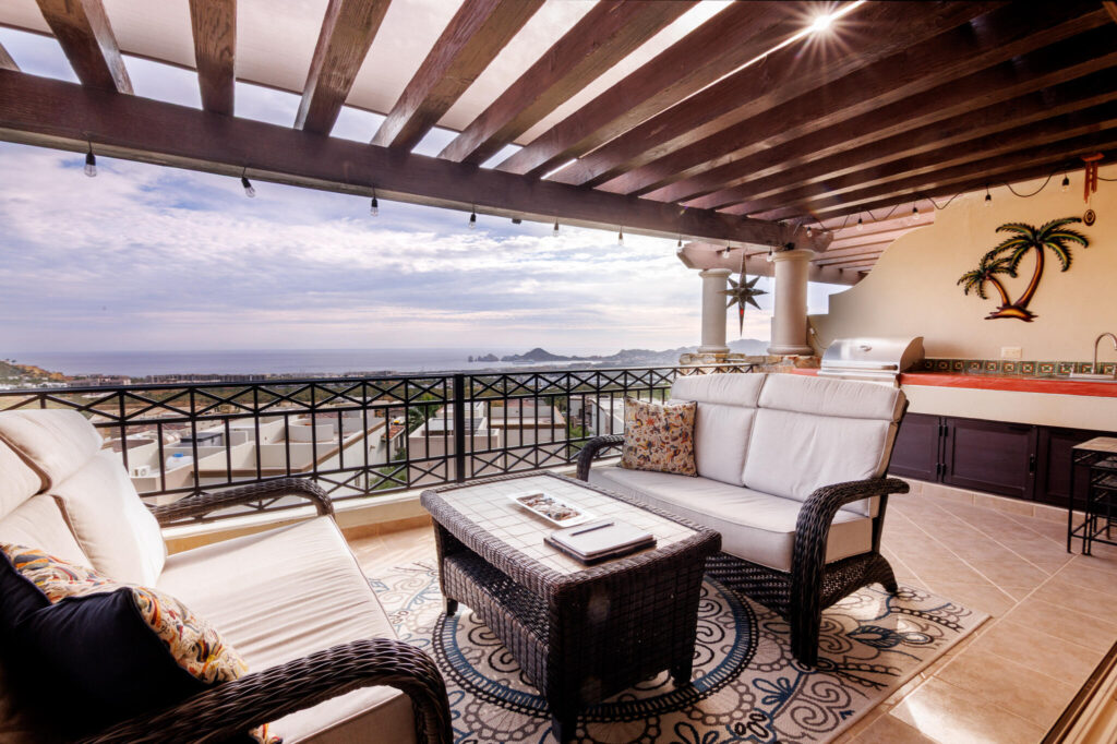 INCLUDES DEEDED TWO CAR GARAGE, Cabo Corridor, BS | Los Cabos For Sale