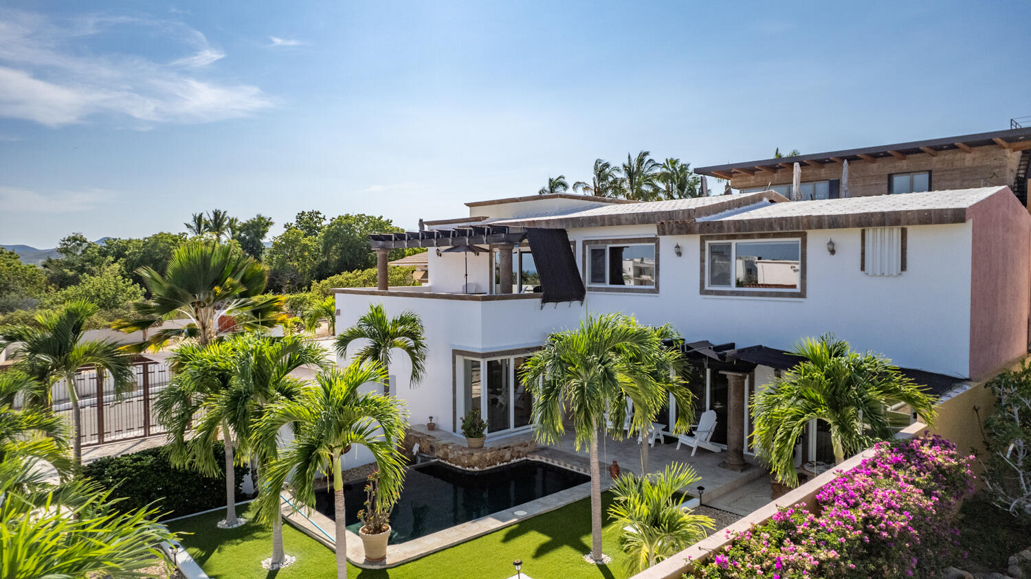 Los Cabos La Playita AMAZING OPPORTUNITY!!! Five bedrooms, Four and One half baths including a Luxury Ocean for sale