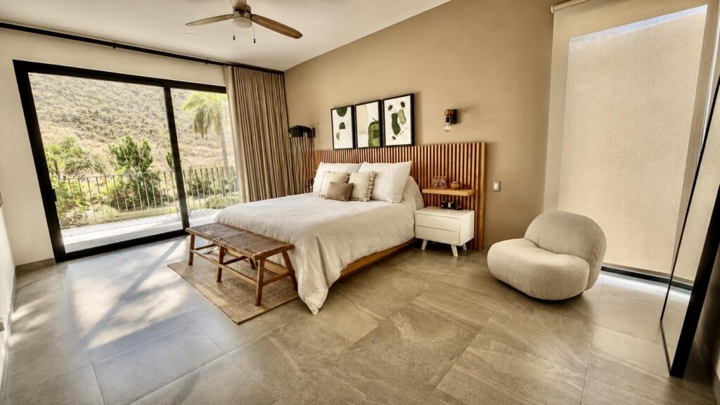Los Cabos Miro Los Cabos BEST PRICED CONDO IN MIRO LOS CABOS , WHERE STYLE, VALUE & CABO LIVING COME TOGETHER.Some properties simply feel right the moment you walk in... and Condo Catalan 3B is one of them.Perched on the third floor in the sought-after MIRO Los Cabos community, this beautifully furnished 2-bedroom, 2-bath residence captures the essence of relaxed luxury in Cabo's prestigious Sunset area, right beside the exclusive Quivira community.From the moment you enter, warm natural light, tasteful modern décor, and an effortless indoor-outdoor flow create a sense of comfort and tranquility. Step onto your private balcony and take in sweeping mountain – MIRO Catalan, Cabo San Lucas, BS