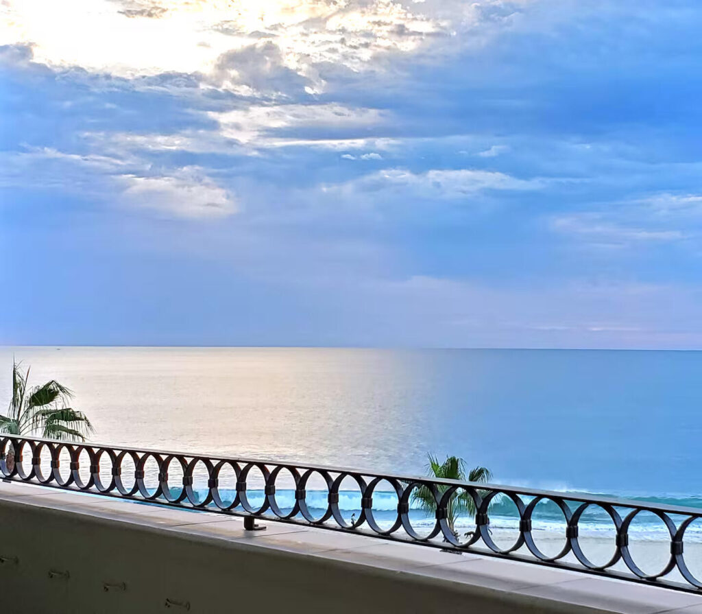 Los Cabos El Zalate Welcome to El Zalate, one of the premier oceanfront communities in Costa Azul, San José del Cabo. Perched on the 5th floor, this completely renovated condo offers unobstructed – PALMILLA POINT VIEWS-5TH FLOOR, San Jose del Cabo, BS