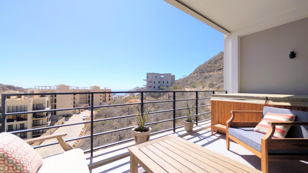 Los Cabos Kaikoura KAIKOURABoutique CONDOS Designed for Lifestyle & Rental Income Located in the rapidly growing community of El Tezal in Cabo San Lucas, KAIKOURA is a private collection of only six exclusive residences designed for buyers seeking a modern second home with strong vacation rental potential. Unlike many developments currently offered in pre-construction, KAIKOURA is a completed residential project, offering buyers the confidence of acquiring a tangible property ready for delivery, furnishing, and immediate operation. Final finishing touches underway. With Spacious three-bedroom layouts, contemporary architecture, rooftop amenities, pool, lounge areas, and high-end finishes, KAIKOURA delivers a boutique ownership experience in one of Cabo's most dynamic real estate markets. – Privada del Agua, Cabo San Lucas, BS