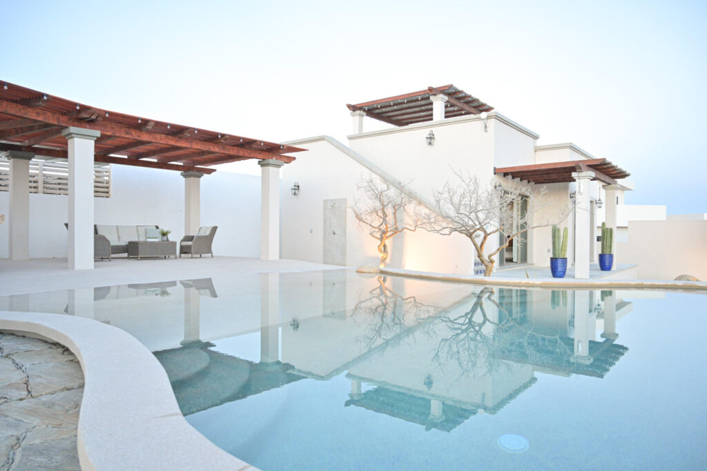 Los Cabos Cerritos Sitting atop its own gentle hill, this beautiful Los Cerritos property offers privacy, panoramic – S/N Calle Telmex, Pacific, BS