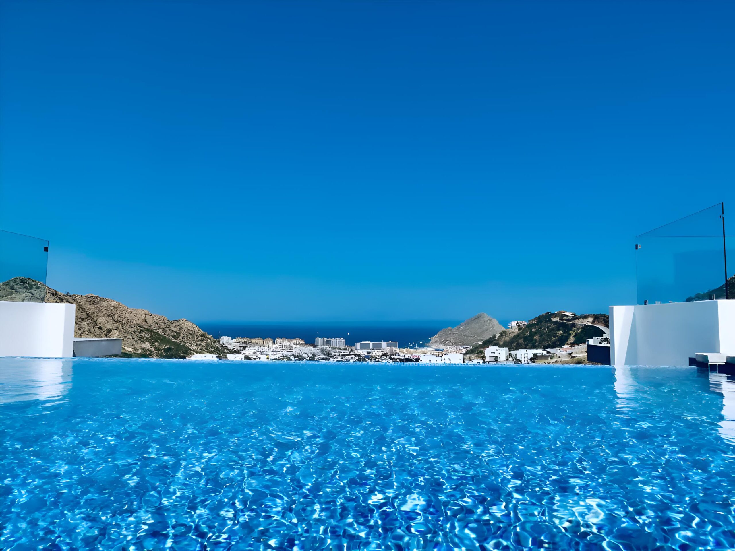 Los Cabos Mistiq Los Cabos Beautiful furnished 3-bedroom, 3-bathroom condo at Mistiq Los Cabos offering panoramic ocean and city for sale