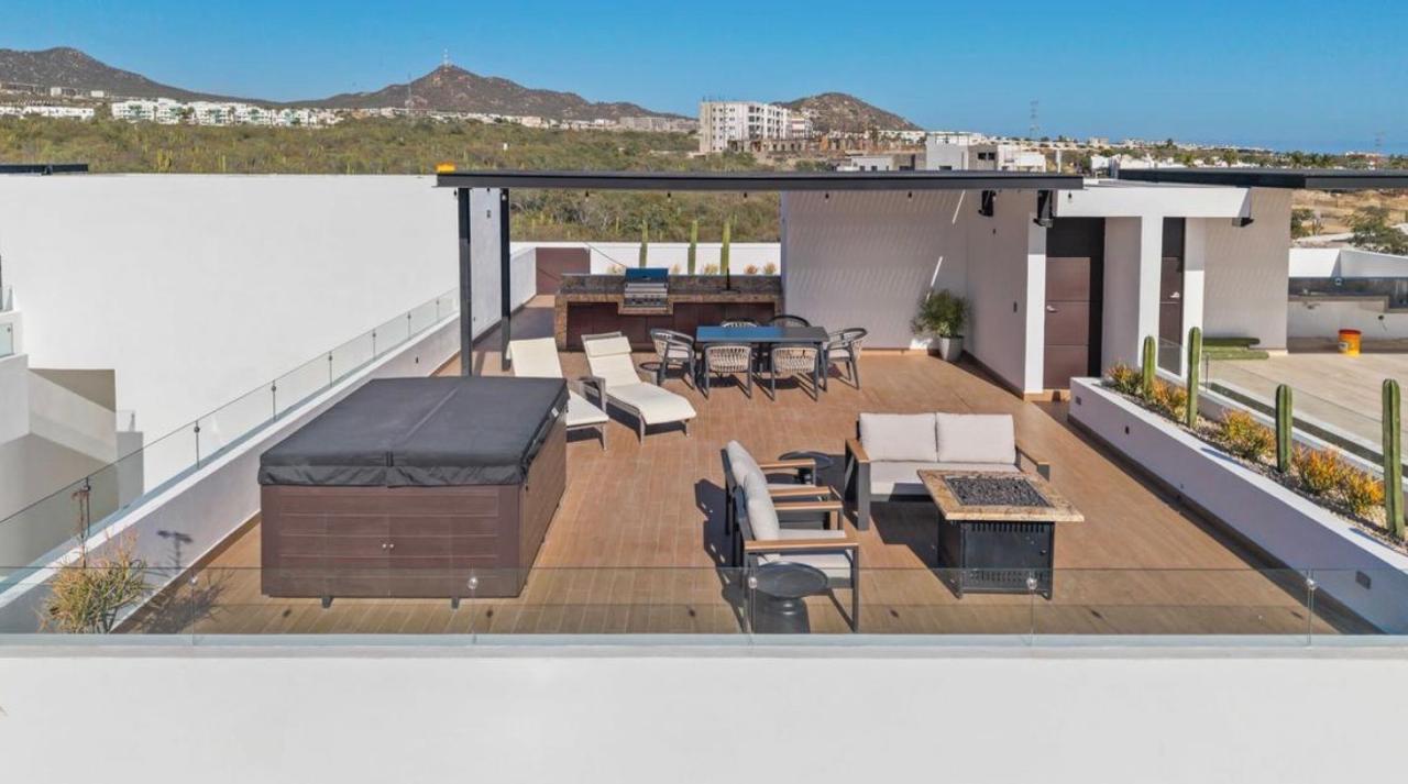 Los Cabos Costa Mare Discover this stunning, brand-new condominium in Costa Mare, designed to offer comfort, style, and an exceptional living experience in Cabo San Lucas.The unit features 2 spacious bedrooms and 2 full bathrooms, thoughtfully laid out to provide both privacy and functionality. Its open and expansive kitchen flows seamlessly into the living area, creating the perfect space for everyday living and entertaining. Step out onto the balcony and enjoy beautiful city for sale