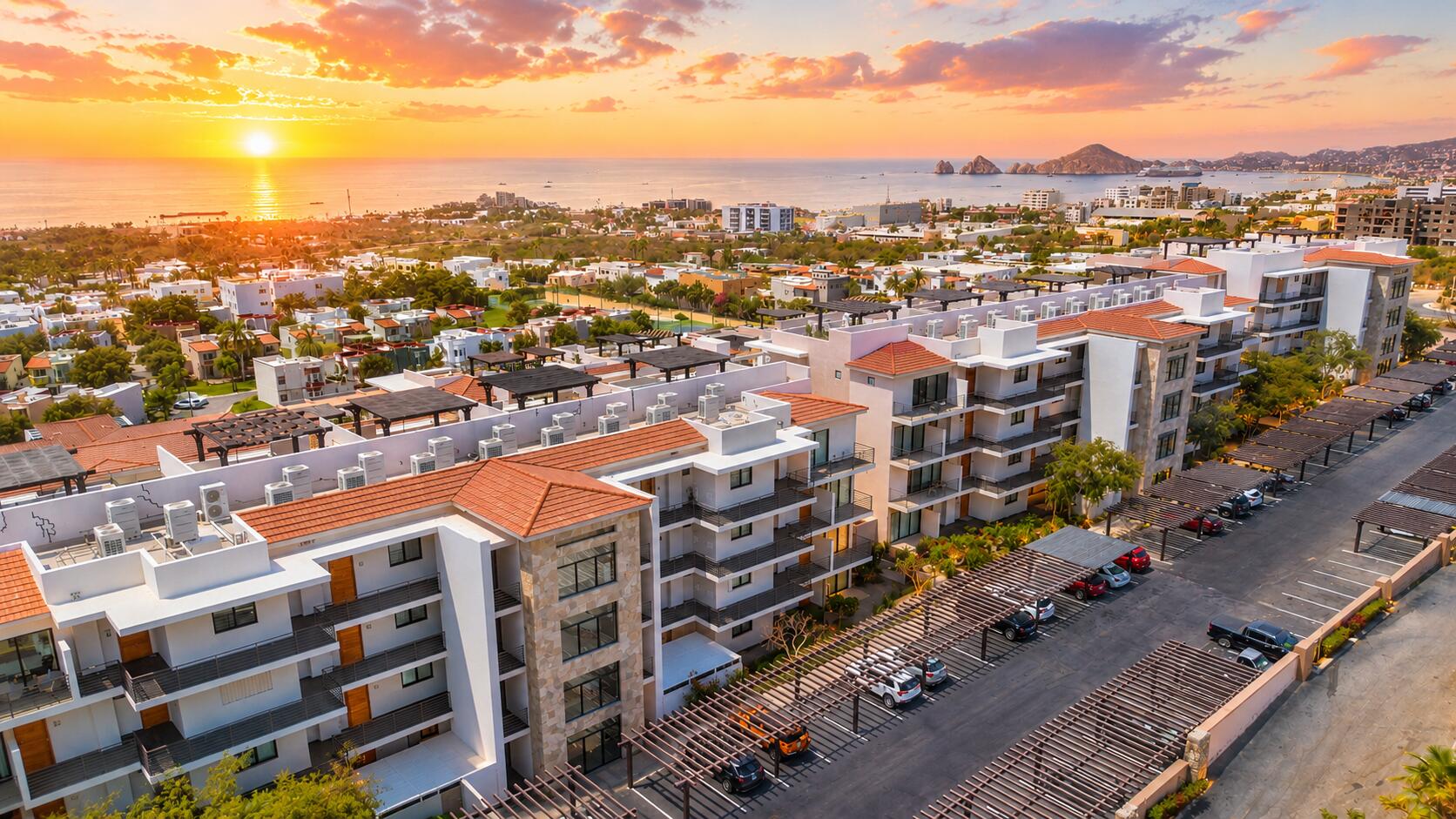 Los Cabos Vista Vela Iii This 2-bedroom condo offers a functional layout with well-designed interiors, located in one of the fastest-growing areas of Cabo San Lucas. The unit is delivered fully furnished, turnkey, and includes appliances, making it ready for immediate use or rental.Amenities:5 swimming poolsFully equipped fitness centerSpa with saunaClubhousePadel courtKids' playroomLandscaped gardens and green areasFire pit and outdoor social areas24/7 gated securityControlled accessIdeal as an investment property or full-time residence in Cabo San Lucas. – Tramonti Tari, Cabo Corridor, Cabo Corridor, BS