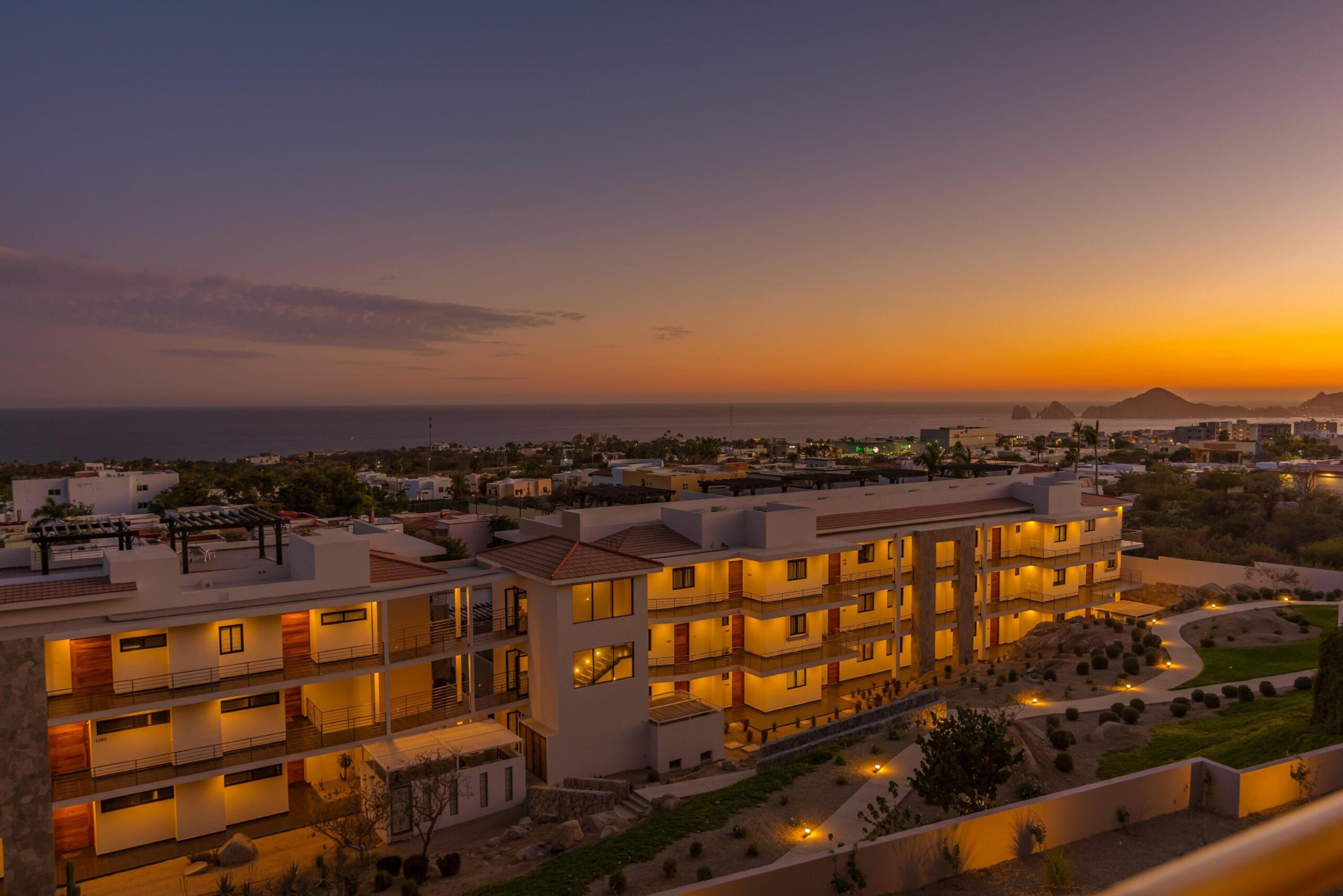 Los Cabos Aura This residence offers an ideal combination of generous space, modern design, and ocean for sale
