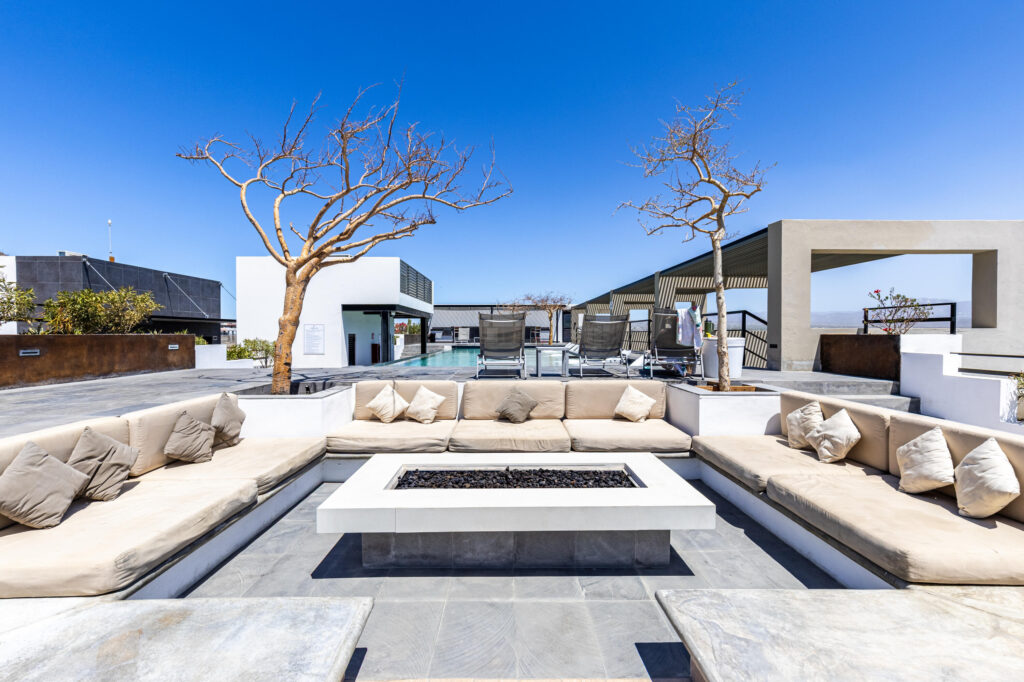 Los Cabos Tamar Whether you are seeking a primary residence, a dreamy vacation escape, or a high-ROI investment property, this turnkey, furnished 2-bedroom, 2-bathroom ocean- – 1918 C. Sierra Madre, El Progreso, Cabo San Lucas, BS